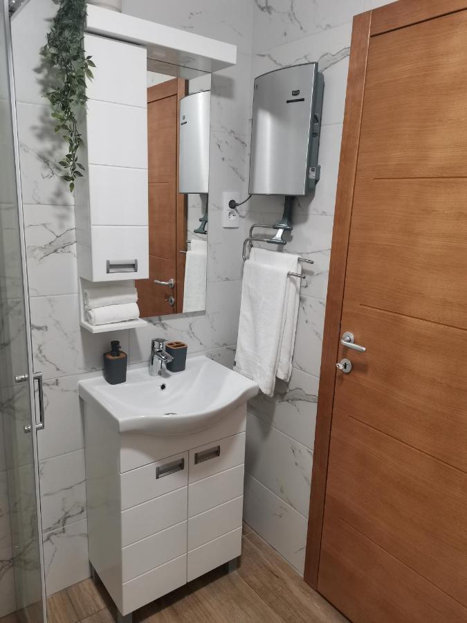 Apartman Kardas Vrnjačka Banja Buitenkant foto